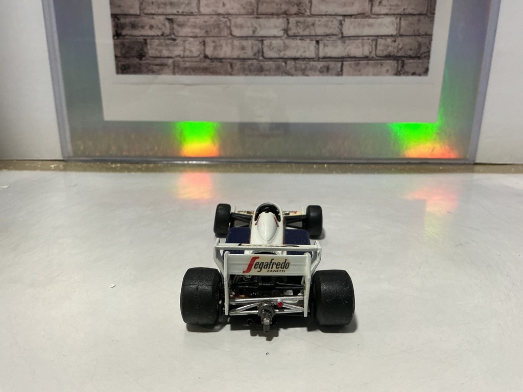 1:43 The Racing Line Made in England Toleman TG 184 #19 image