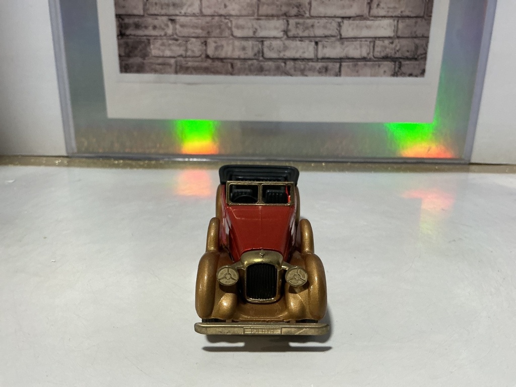 1:43 “Matchbox” Models of Yesteryear Made in England 1938 Lagonda Drophead Coupe image