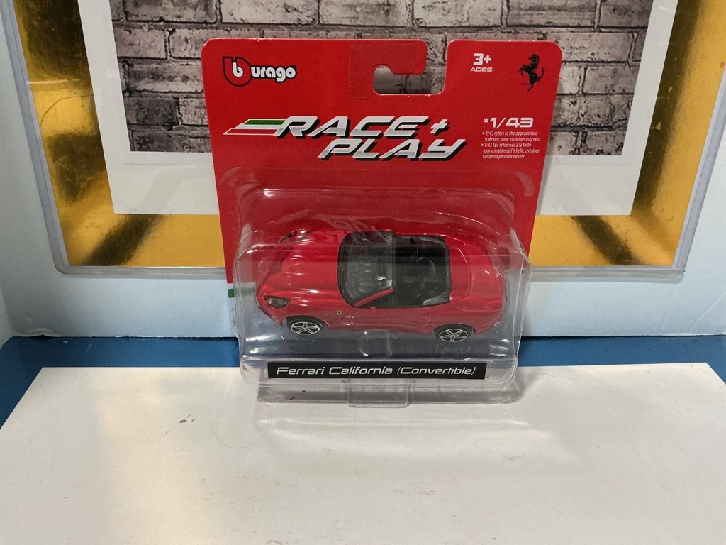 BURAGO 1:43 FERRARI CALIFORNIA CONVERTIBLE image