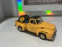 1:43 - MATCHBOX - YIS02 -  1955 FORD F-100 image