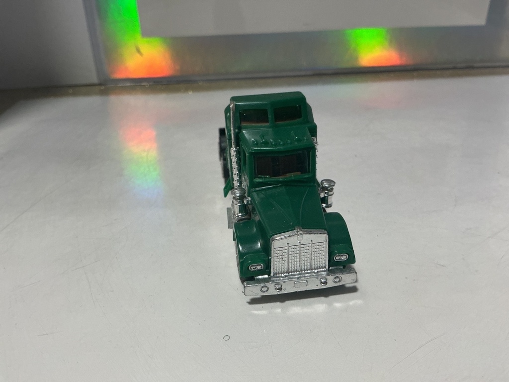1:43 - HERPA - Kenworth W900 Tractor image