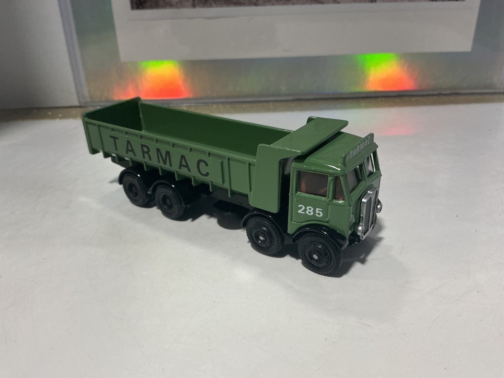 1:43 - A.E.G. MAMMOTH TARMAC 285 TRUCK image
