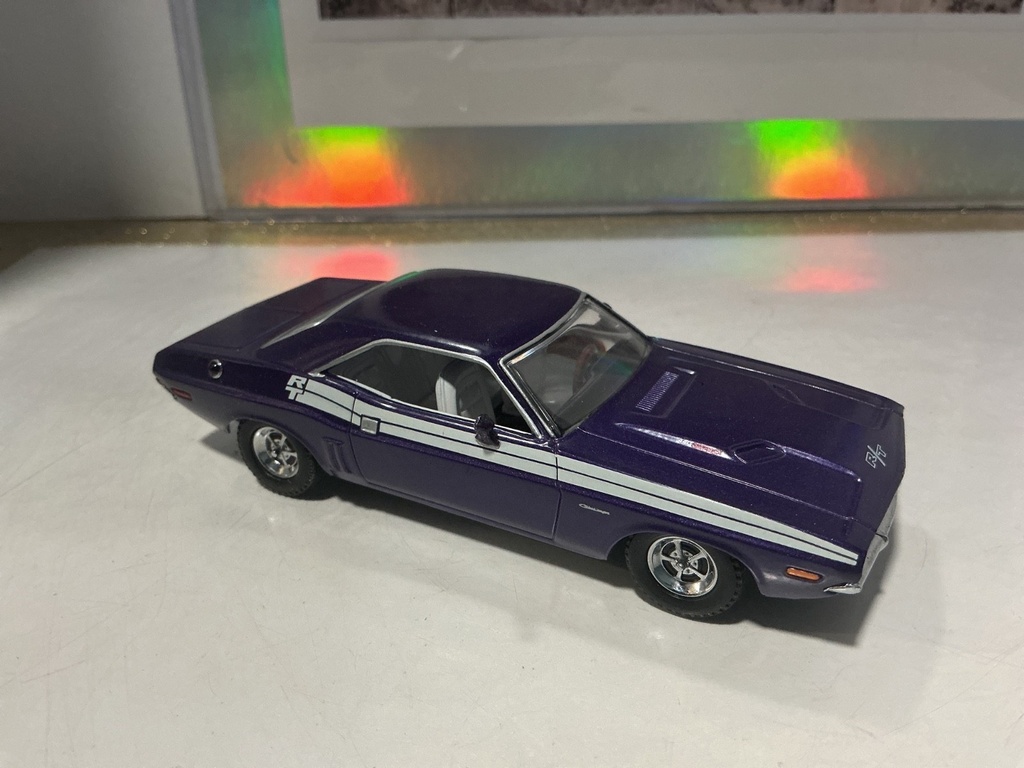 1:43 - MATCHBOX - YMC12 -  ‘71 DODGE CHALLENGER R/T image