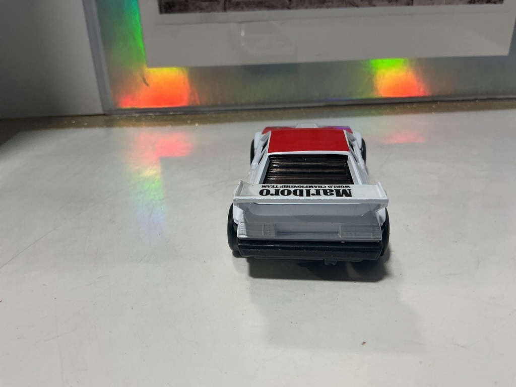 1:43 - YAXON - BMWM1 MARLBORO image