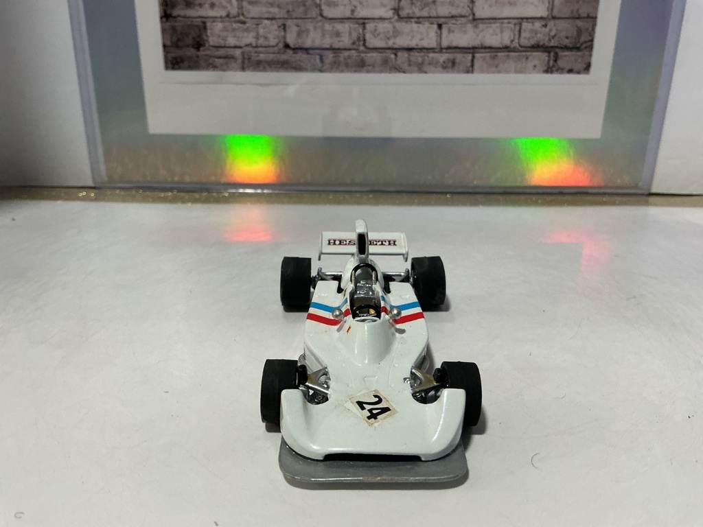 1:43 Hesketh James Hunt #24 image