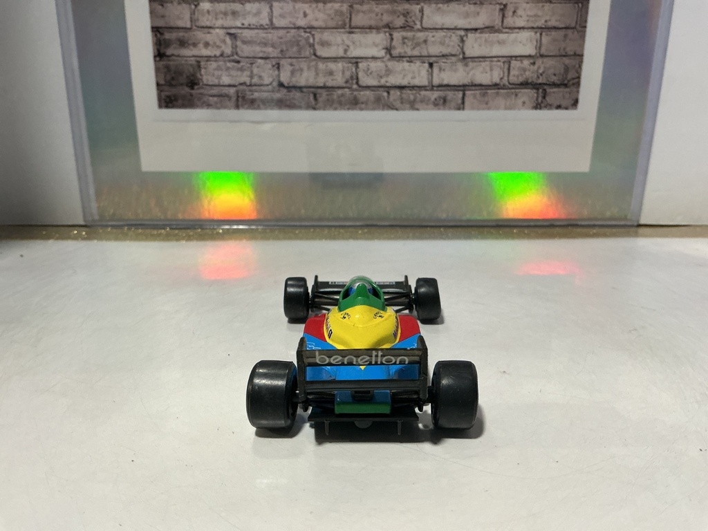 1:43 Onyx Made in Portugal Benetton Ford B 188 #19 image