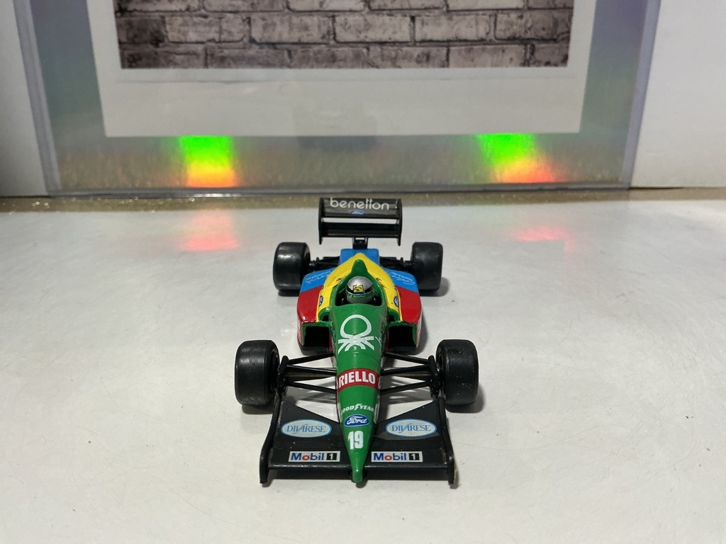 1:43 Onyx Made in Portugal Benetton Ford B 188 #19 image