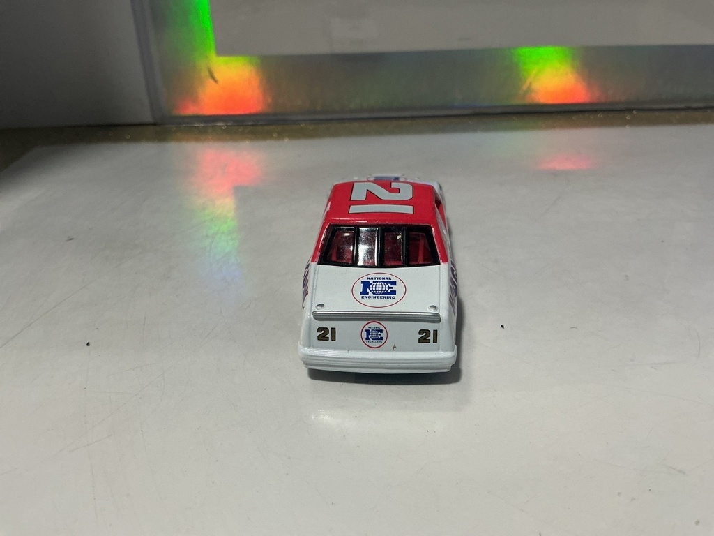 1:43 - ACTION Neil Bonnett #21 Hodgdon Ford Thunderbird image