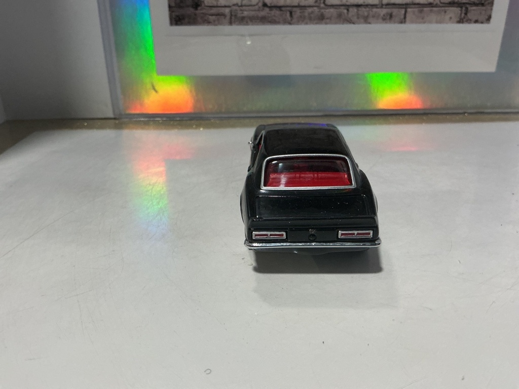 1:43 - MATCHBOX MODELS OF YESTERYEAR ‘68 CAMARO SS396 image