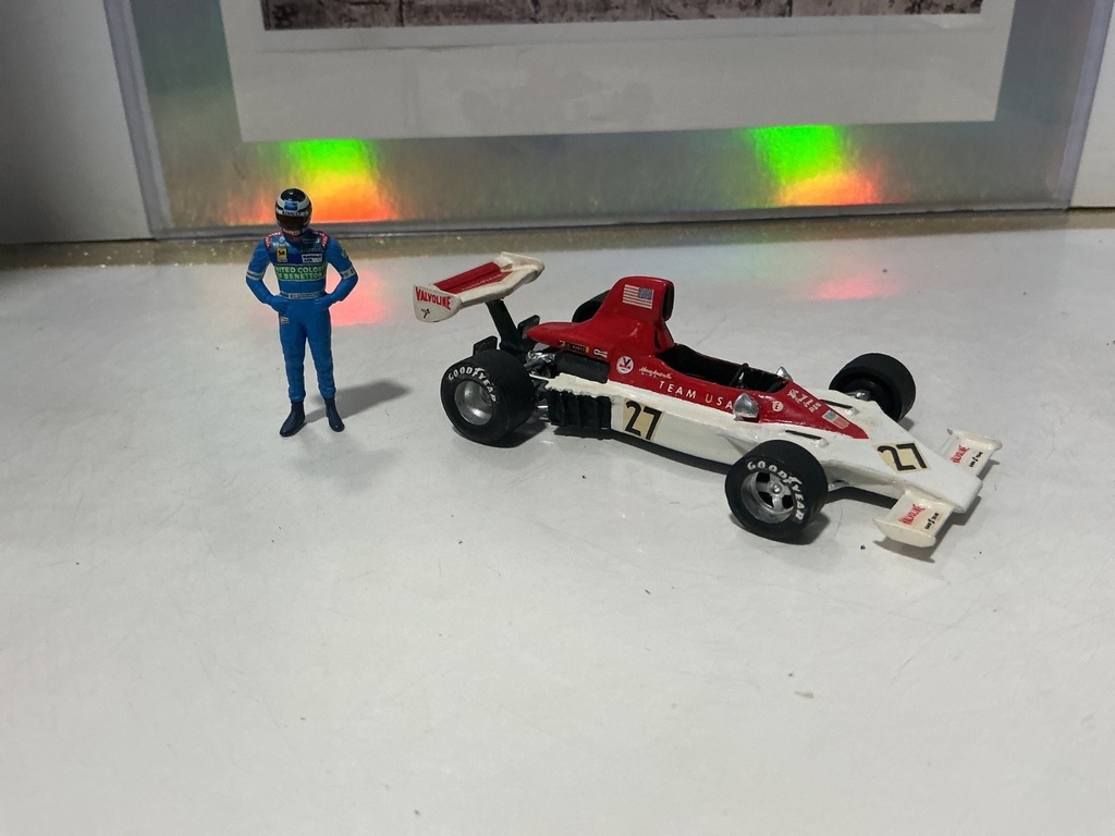 1:43 - [UNKNOWN BRAND] -  S1892 Parnelli VPJ4 #27 image