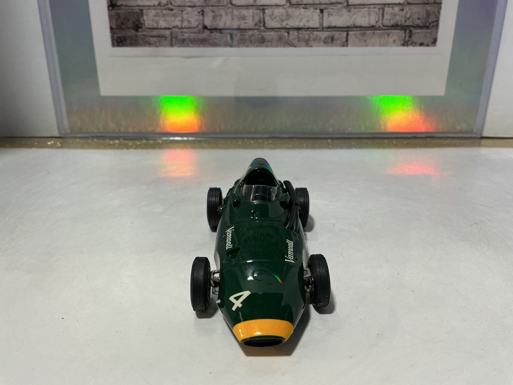 1:43 Vanwall RL24 Made in England #4 image