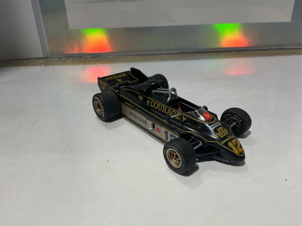1:43 - SCALE RACING CARS COURAGE TISSOT QUARTZ image