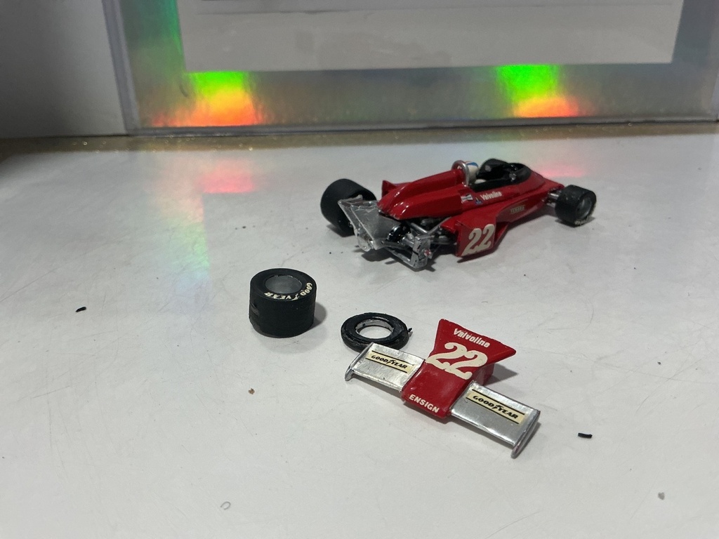 1:43 - Unbranded VALVOLINE BROKEN image