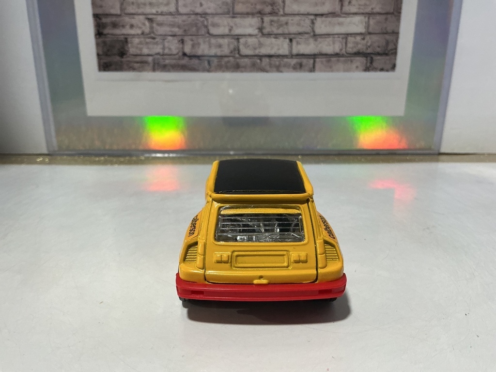 1:43 Corgi Made in Gt. Britain Renault 5 Turbo #8 image