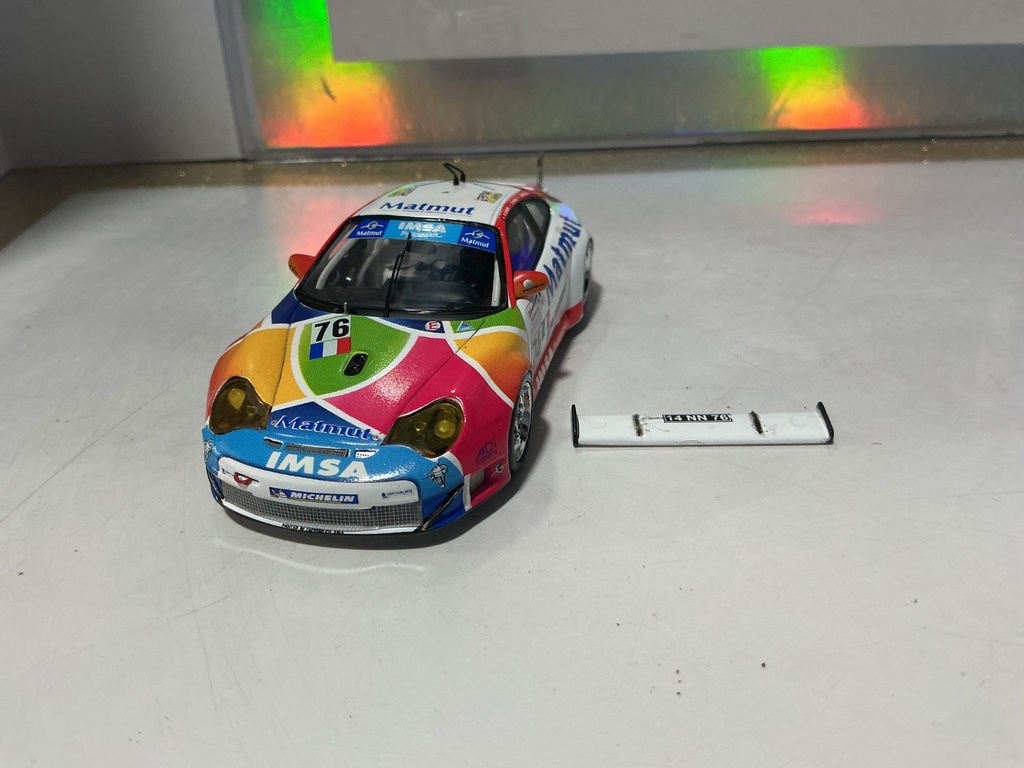1:43 - Porsche 996 GT3 RSR [MISSIN/BROKE PARTS] image