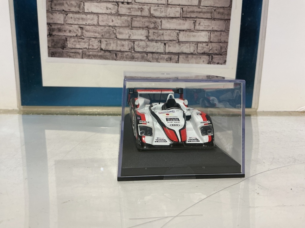 1:43 - SOLIDO 24 HEURES DU MANS AUDI R8 S.ARA 2004 image