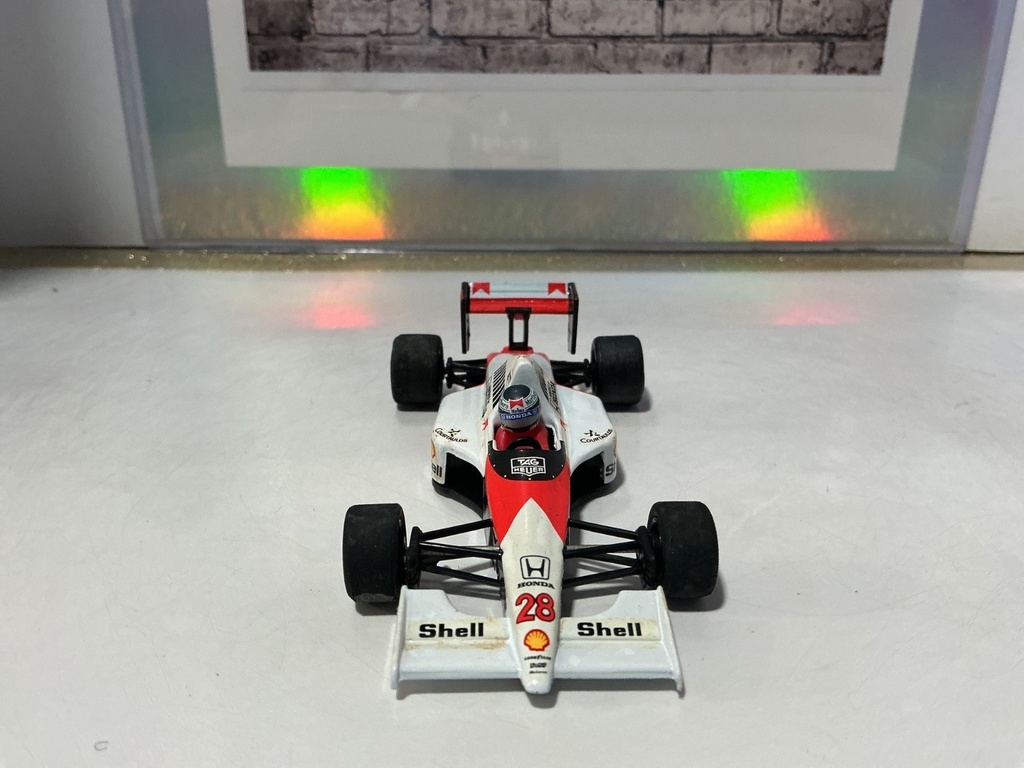 1:43 Onyx Made in Portugal Courtaulds #28 image