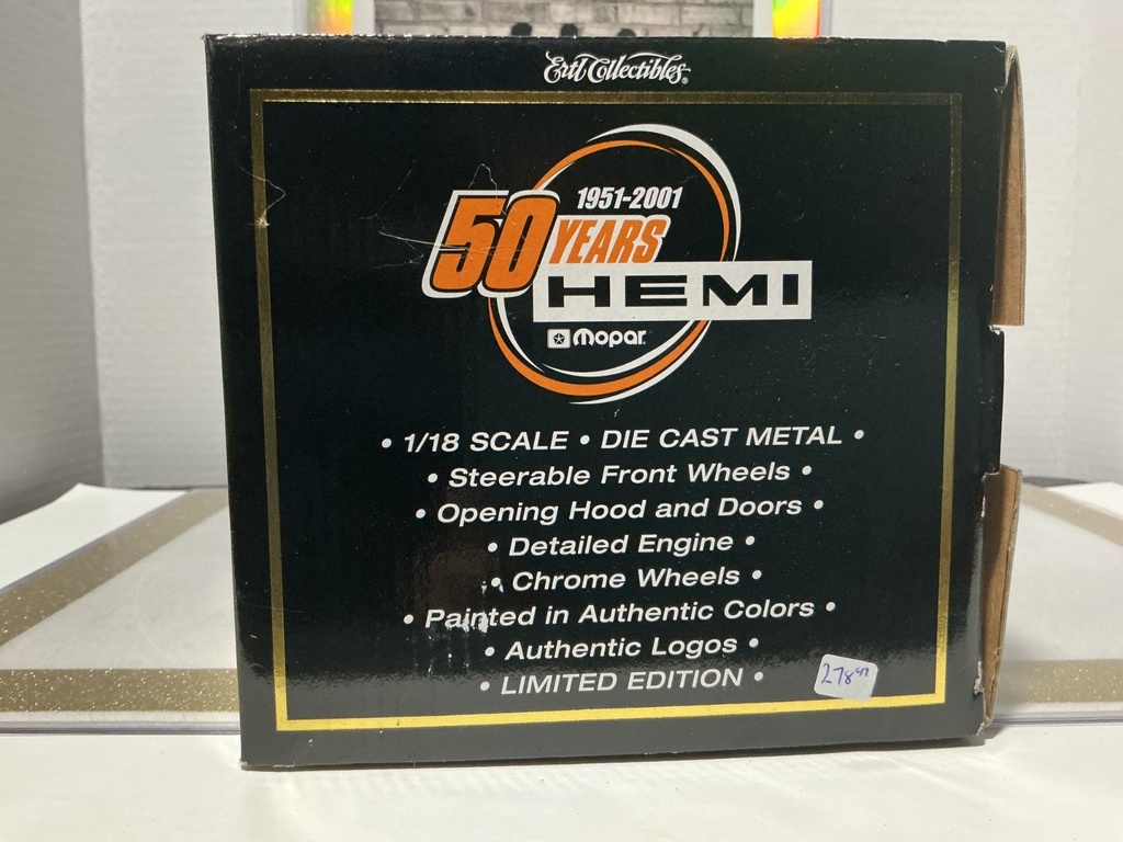 1:18 ERTL MOPAR PERFORMANCE PARTS SOX AND MARTIN 1971 BARRACUDA image