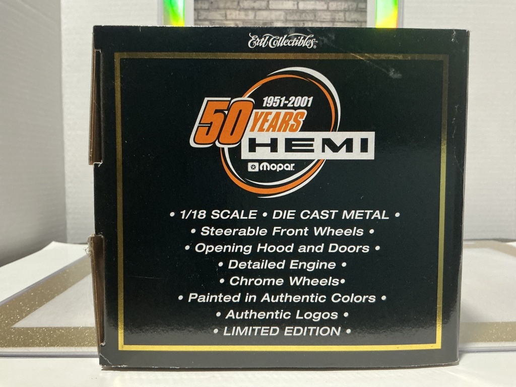 1:18 ERTL MOPAR PERFORMANCE PARTS SOX & MARTIN 1970 BARRACUDA SERIES #2 image