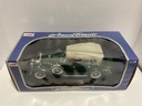 1:18 ANSON CLASSIC 1932 CADILLAC SPORT PHAETON GREEN ON TAN image
