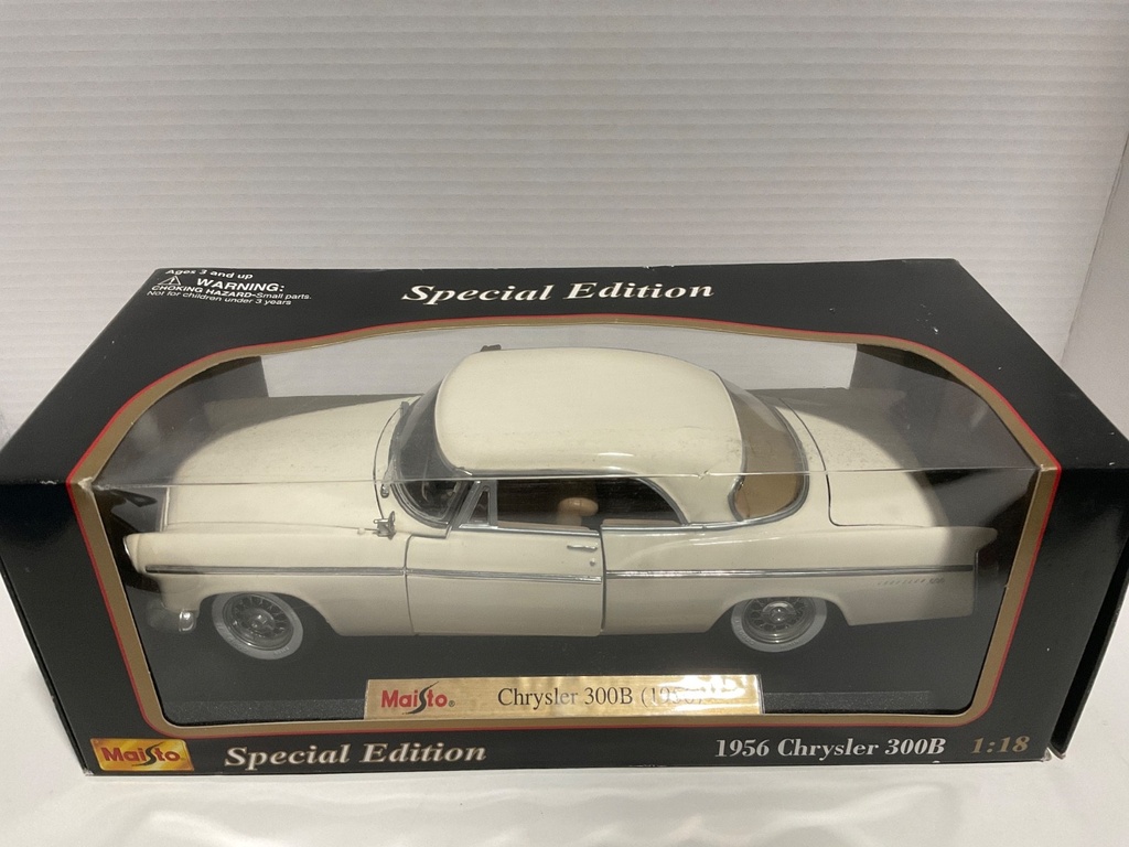 1:18 MAISTO CHRYSLER 300B 1956 WHITE ON TAN image