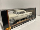 1:18 MAISTO CHRYSLER 300B 1956 WHITE ON TAN image