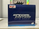 1:18 MAISTO SPECIAL EDITION - BLUE ON BLACK 1969 DODGE CHARGER R/T image