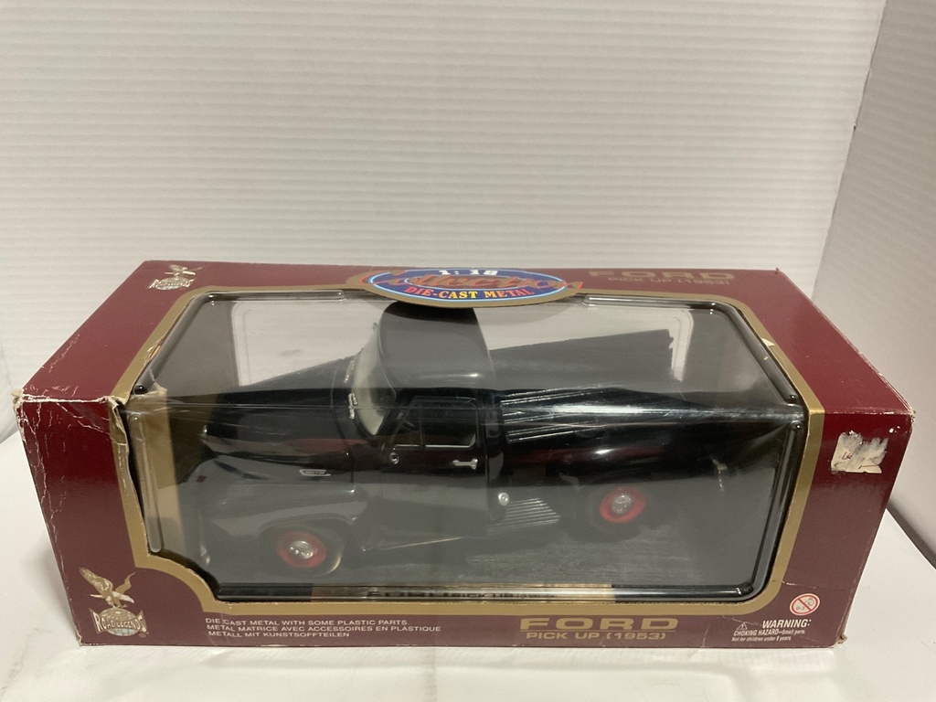 1:18 ROAD LEGENDS FORD PICK UP 1953 BLACK ON BLACK *MISSING MIRROR image