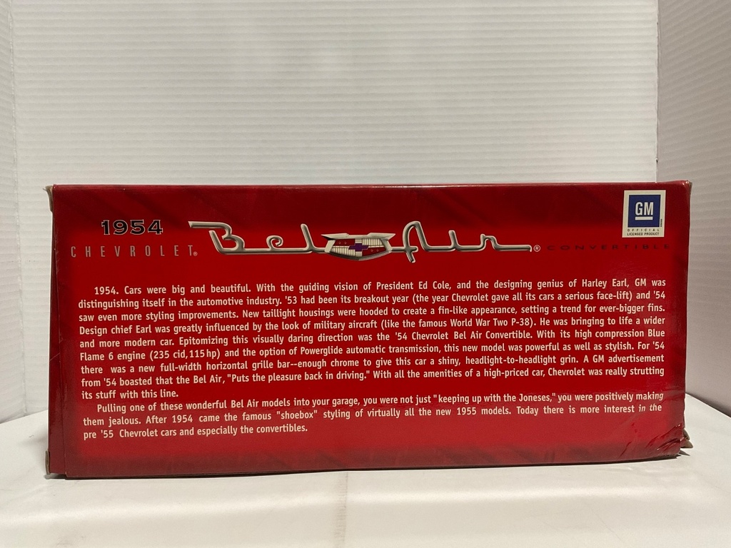 1:18 SUN STAR 1954 CHEVROLET BEL AIR CONVERTIBLE BLUE ON WHITE image