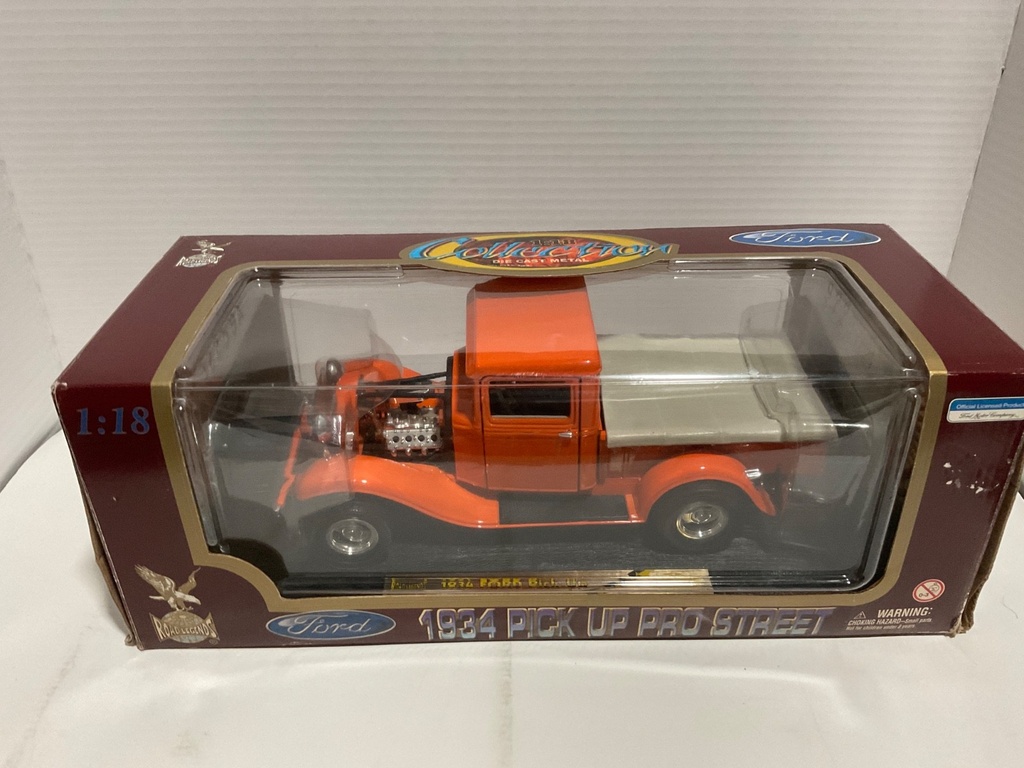 1:18 ROAD LEGENDS FORD 1934 PICK UP PRO STREET ORANGE ON CREAM image