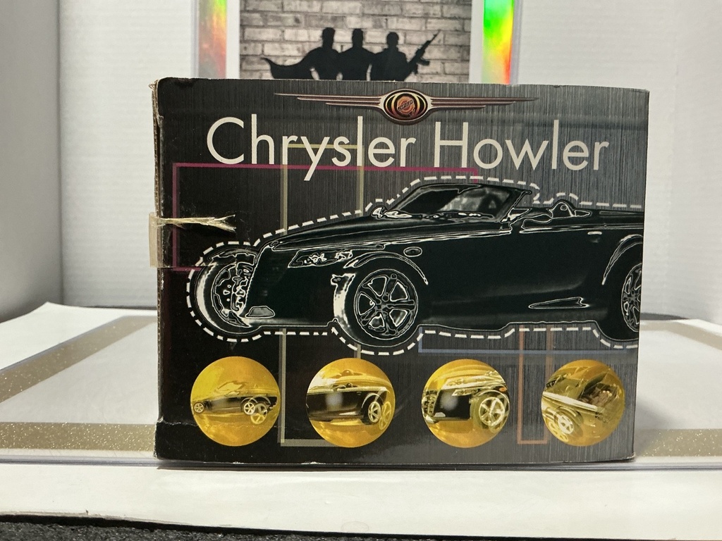 1:18 MOTORMAX DIECAST METAL & PLASTIC ORANGE ON BLACK [PLASTIC DAMAGE] image
