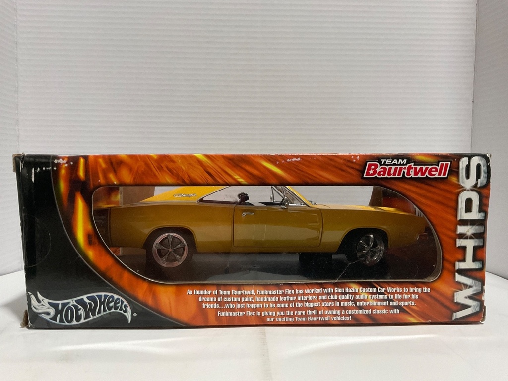 1:18 HOT WHEELS TEAM BAURTWELL FUNKMASTER FLEX YELLOW ON YELLOW/BLACK image