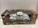 1:18 MOTOR MAX 1940 FORD COUPE WHITE ON CREAM image