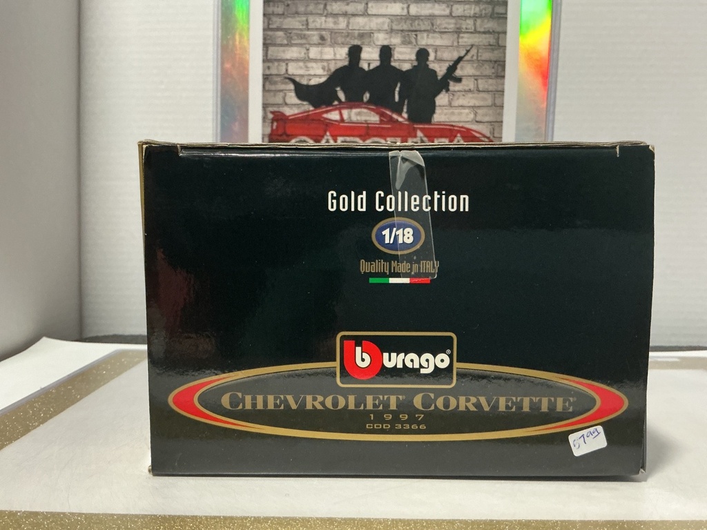 1:18 BBURAGO CHEVROLET CORVETTE 1997 GOLD EDITION image