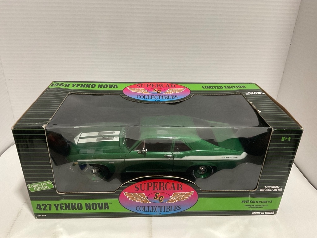 1:18 AMERICAN MUSCLE SUPERCAR COLLECTIBLES 427 YENKO NOVA GREEN/WHITE image