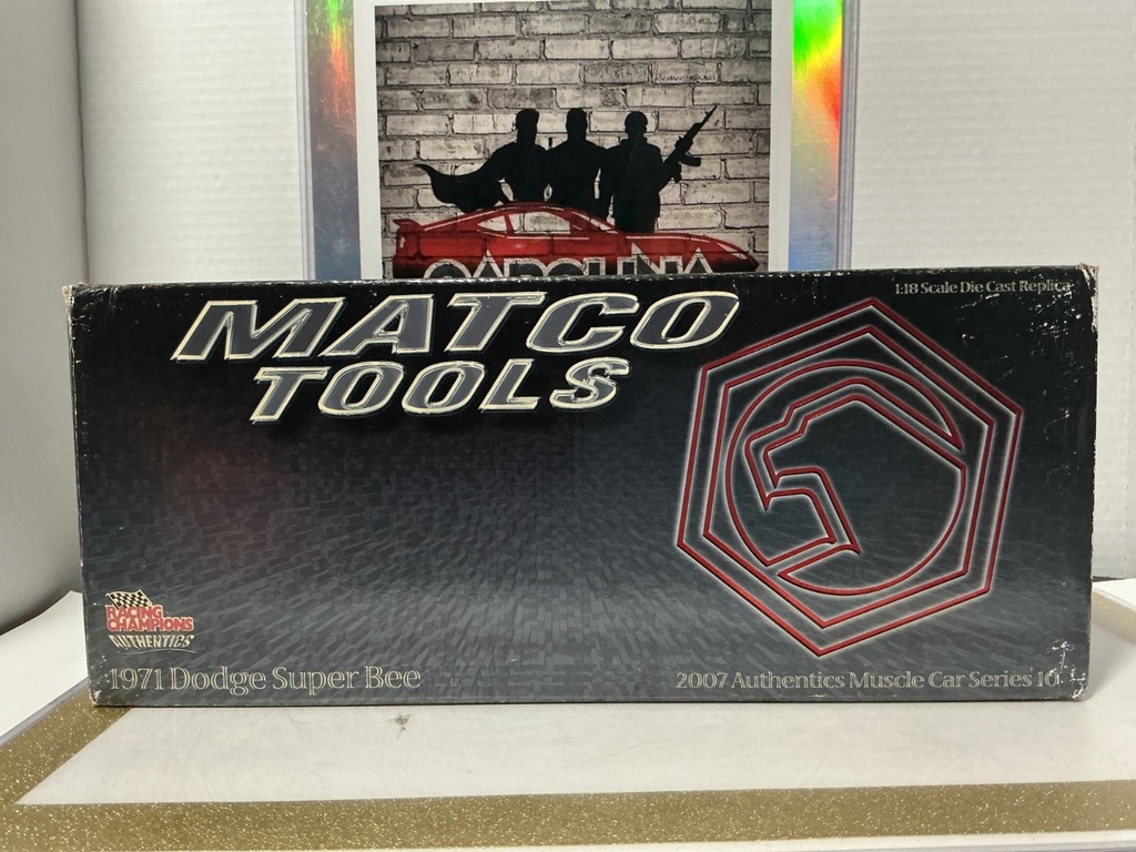 1:18 MATCO TOOLS 1971 DODGE SUPER BEE YELLOW ON BLACK image