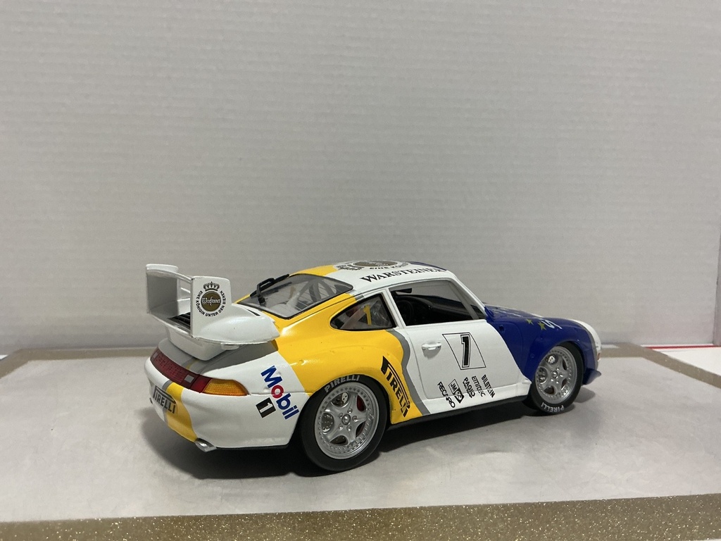1:18 ANSON PORSCHE 911 GT2 WARSTEINER #1 image