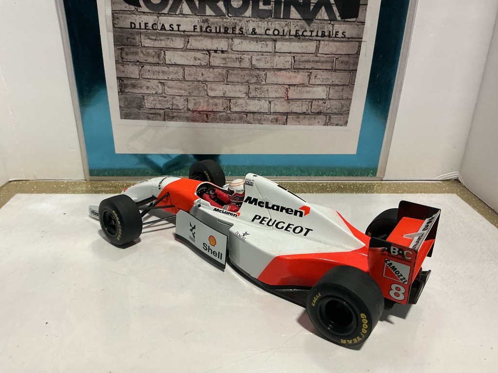 1:18 MINICHAMPS MCLAREN MP4/9 1994 D. COULTHORD R1 image