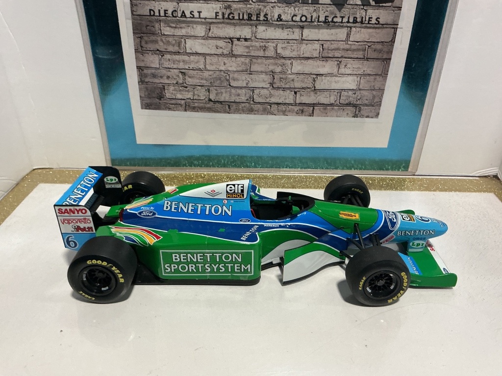 1:18 MINICHAMPS 1994 BENETTON B194 FORD #6 MISSING MIRROR + BAD STICKEY image