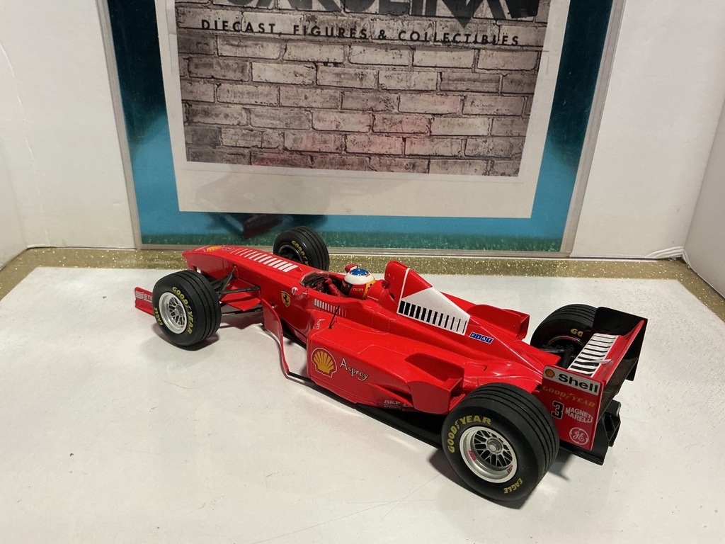 1:18 MINICHAMPS 1998 FERRARI F300 M. SCHUMACHER ASPREY #3 MISSING INTAKE SPOL image