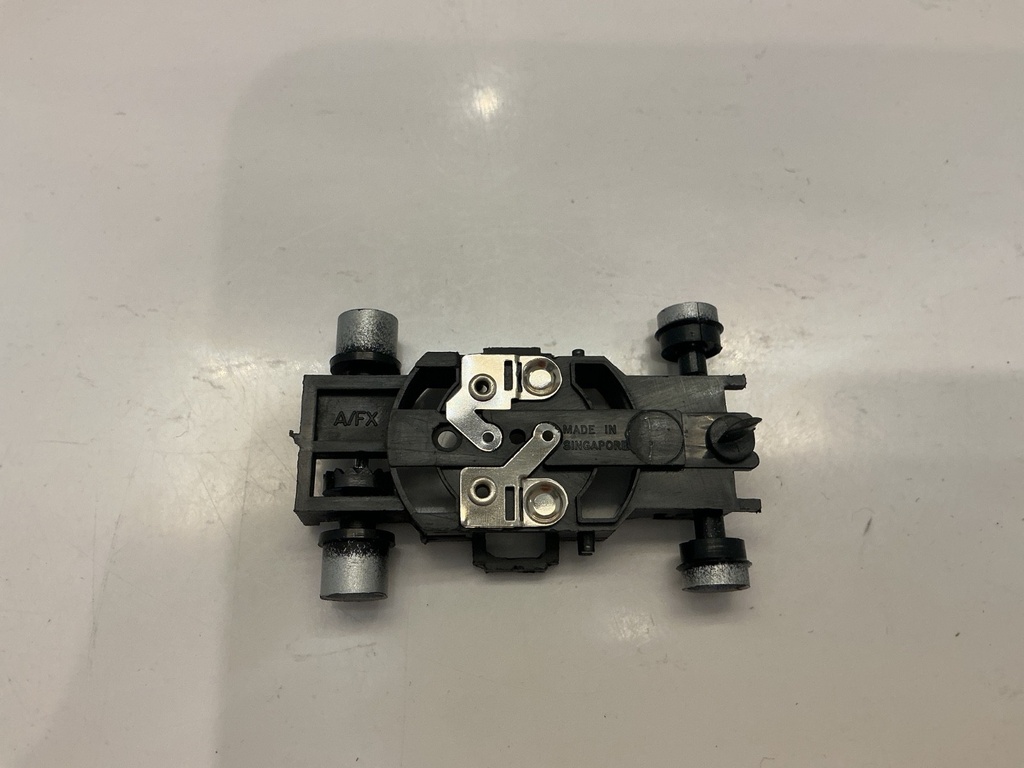 HO SLOT CAR COMPLETE RUNNING CHASSIS VARIOUS BRANDS SEE PICTURES A/FX image