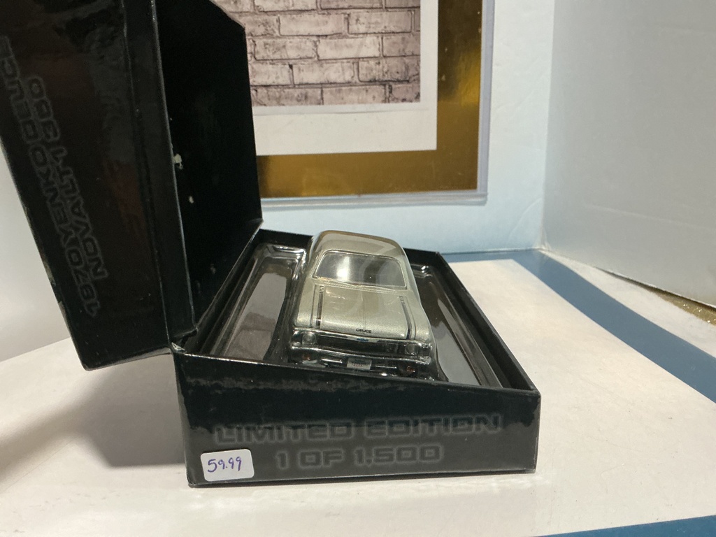 1/43 GMP 1970 YENKO DEUCE NOVA LT 1 350 image