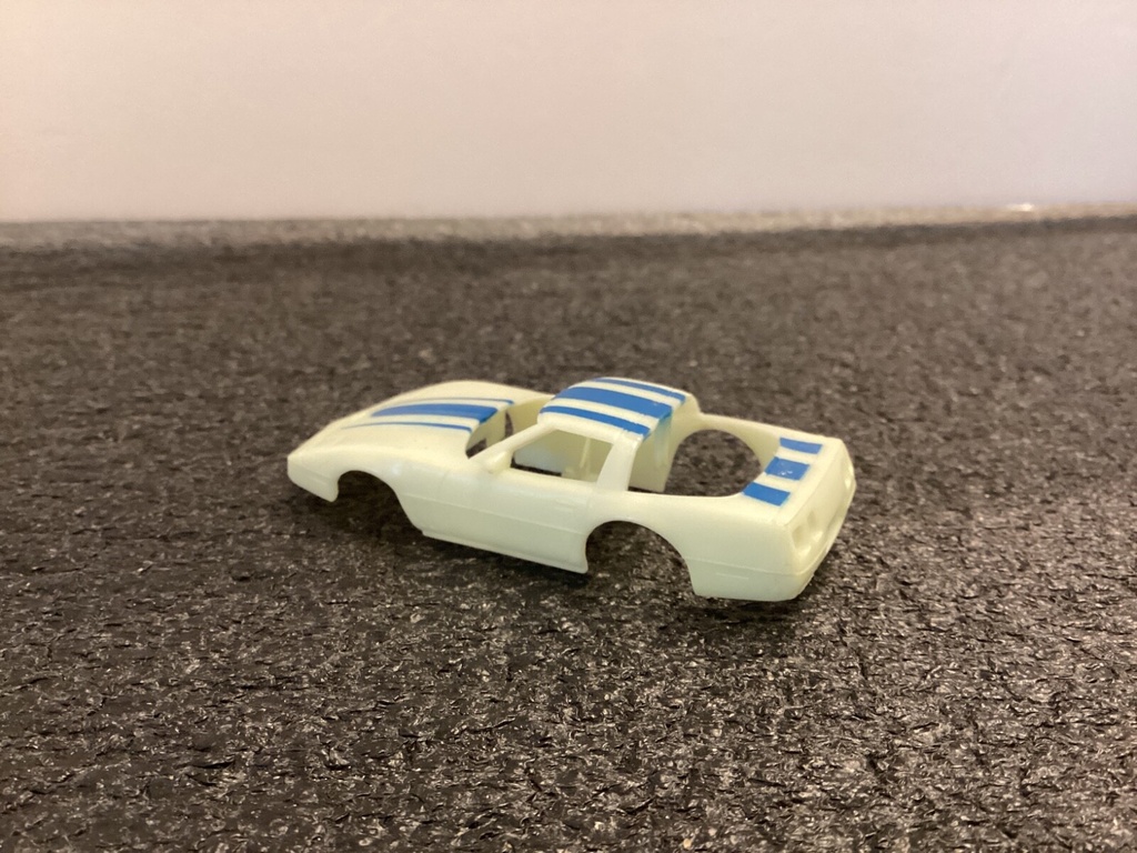HO SLOT CAR BODY ONLY image
