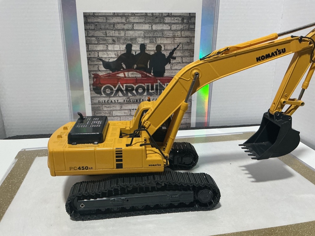 1:32 KOMATSU PC 45 OLC EXCAVATOR [NO BOX] image