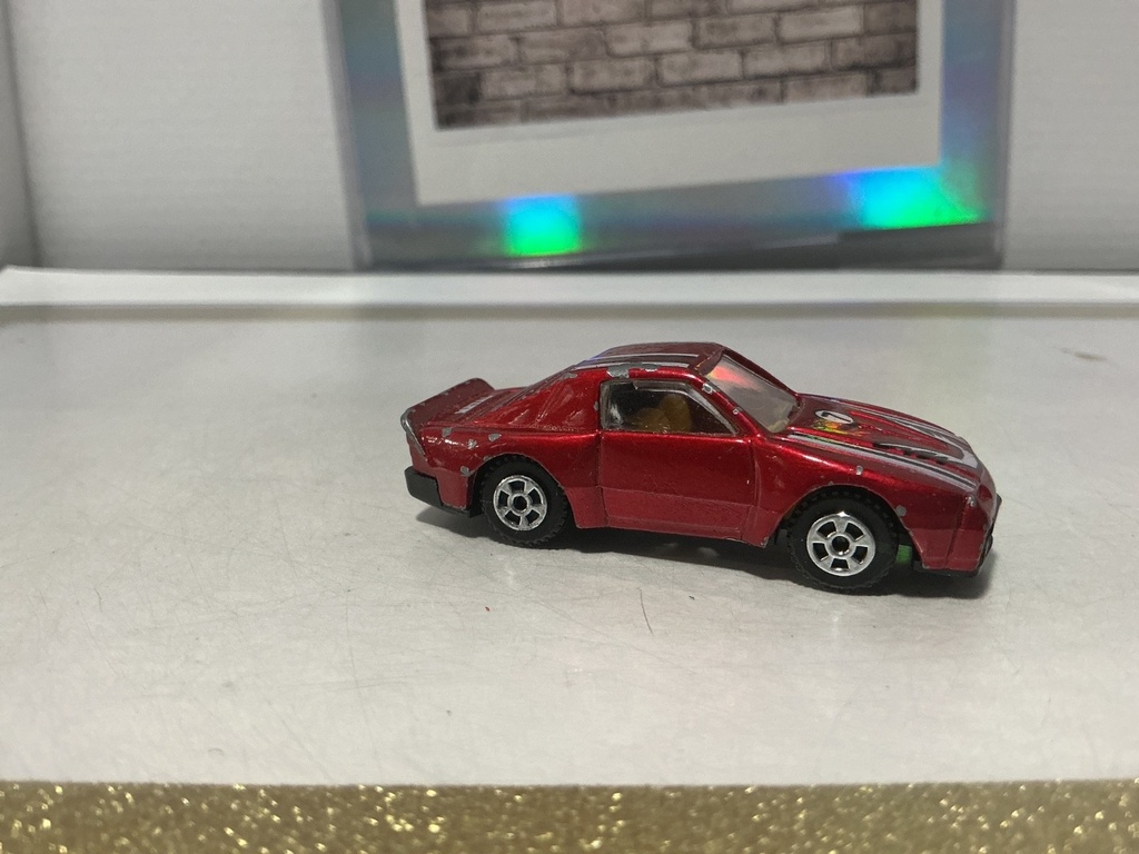 1/64 VINTAGE 1980S SUPREME TOYS LEAPING CHEVROLET CAMARO Z-28 image