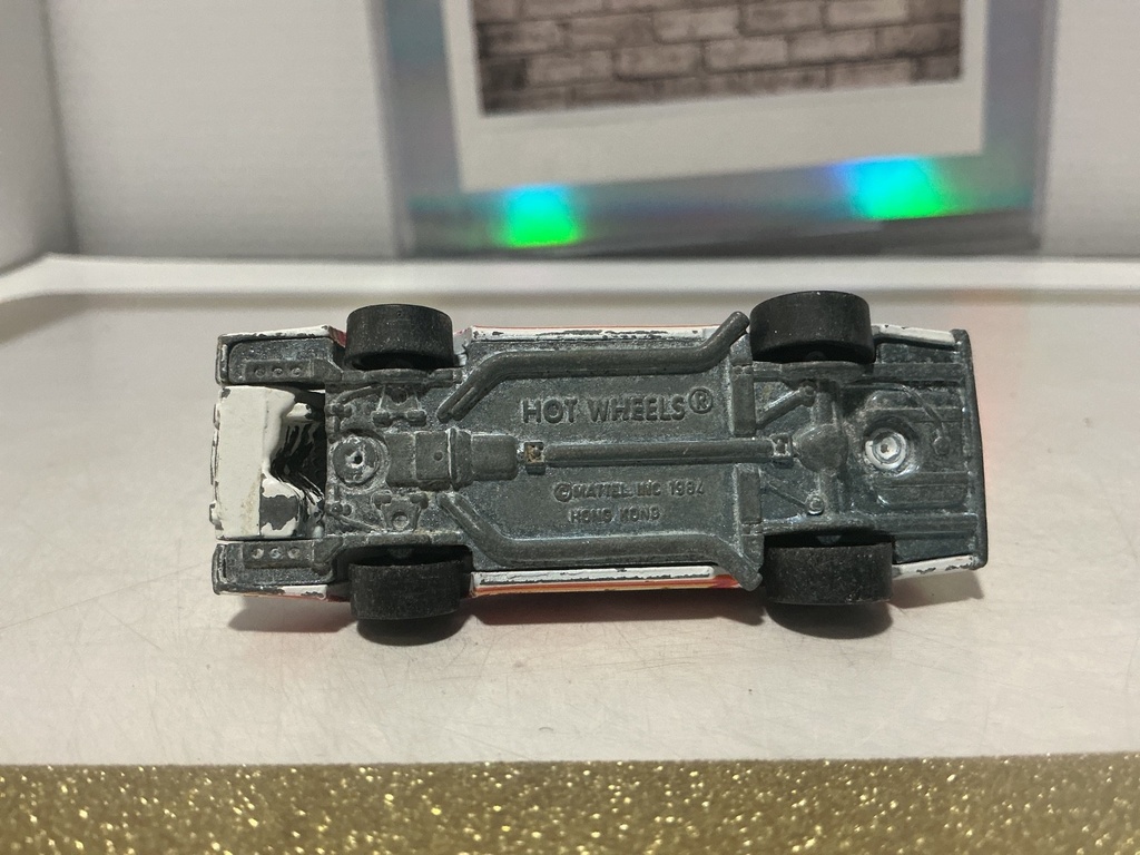 1/64 HOT WHEELS MATTEL 1984 KNOCKER STOCKER BUICK REGAL image
