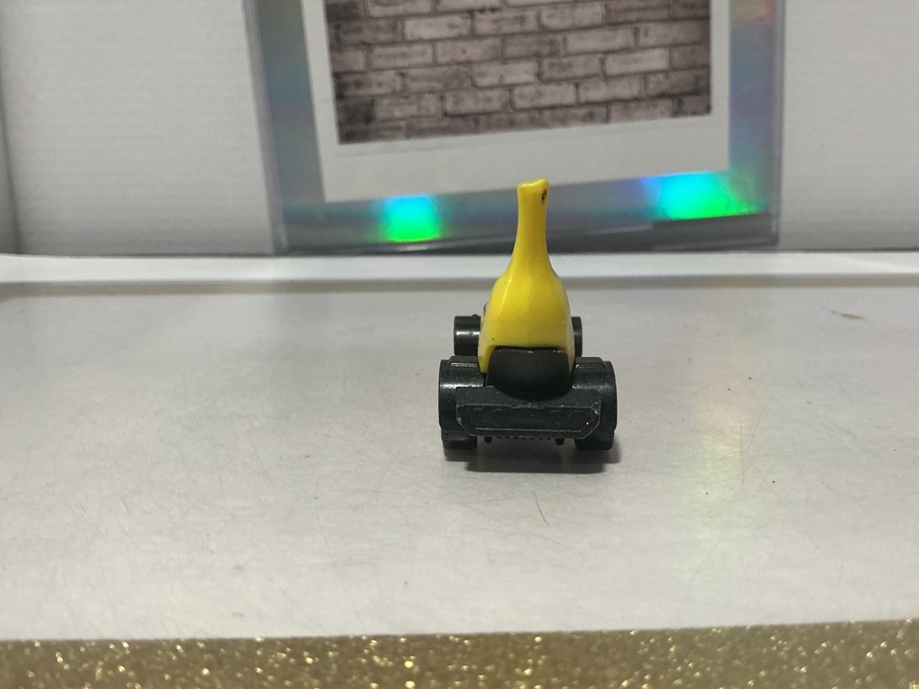 1/64 MATCHBOX BIG BANANA CAR 2019 image