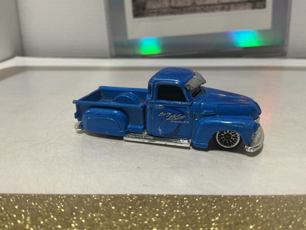 1/64 HOTWHEELS LA TROCA @2000 MATTEL BABY BLUE SUEDE image