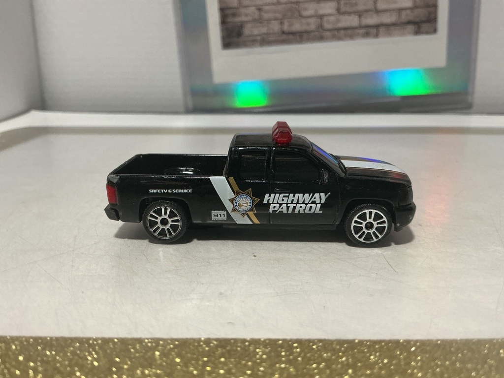 1/64 Majorette Chevrolet Silverado Highway Patrol image