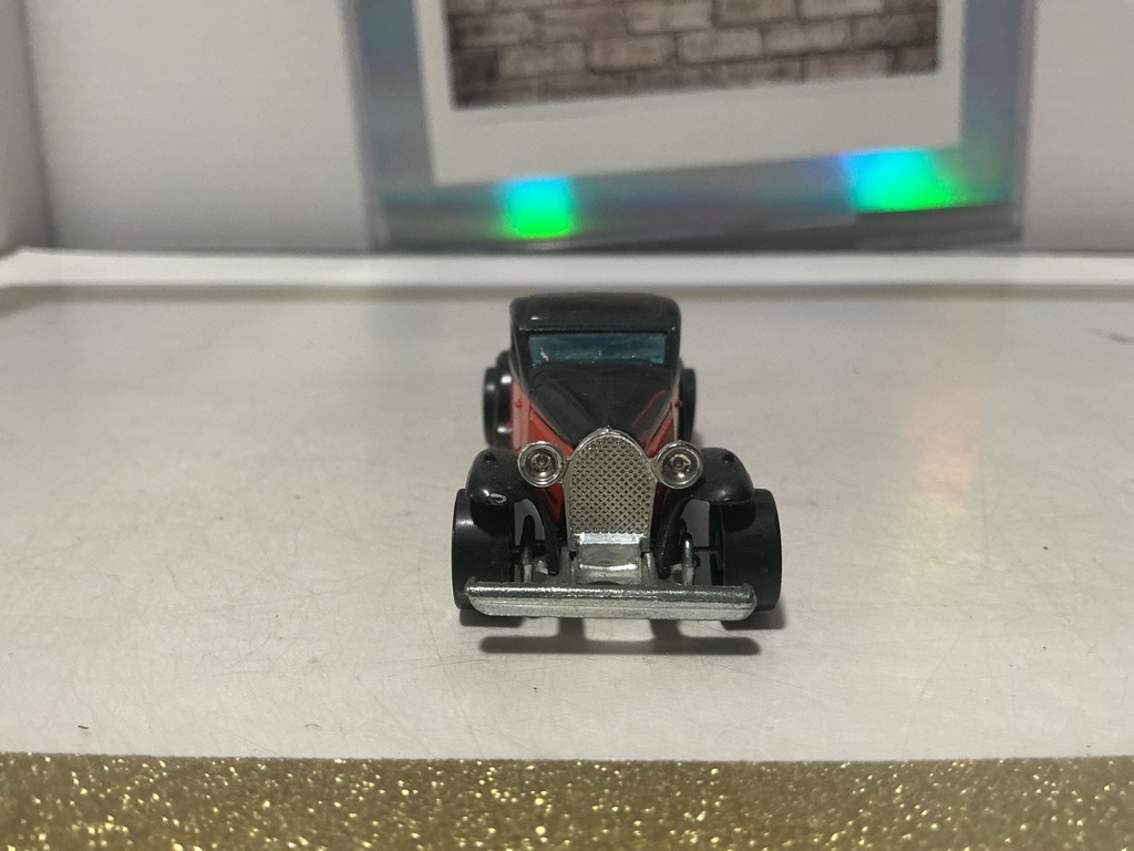 1/64 HOT WHEELS ‘37 BUGATTI MATTEL HONG KONG 1980 image